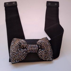 Stylish/attractive belt with sequin Bow